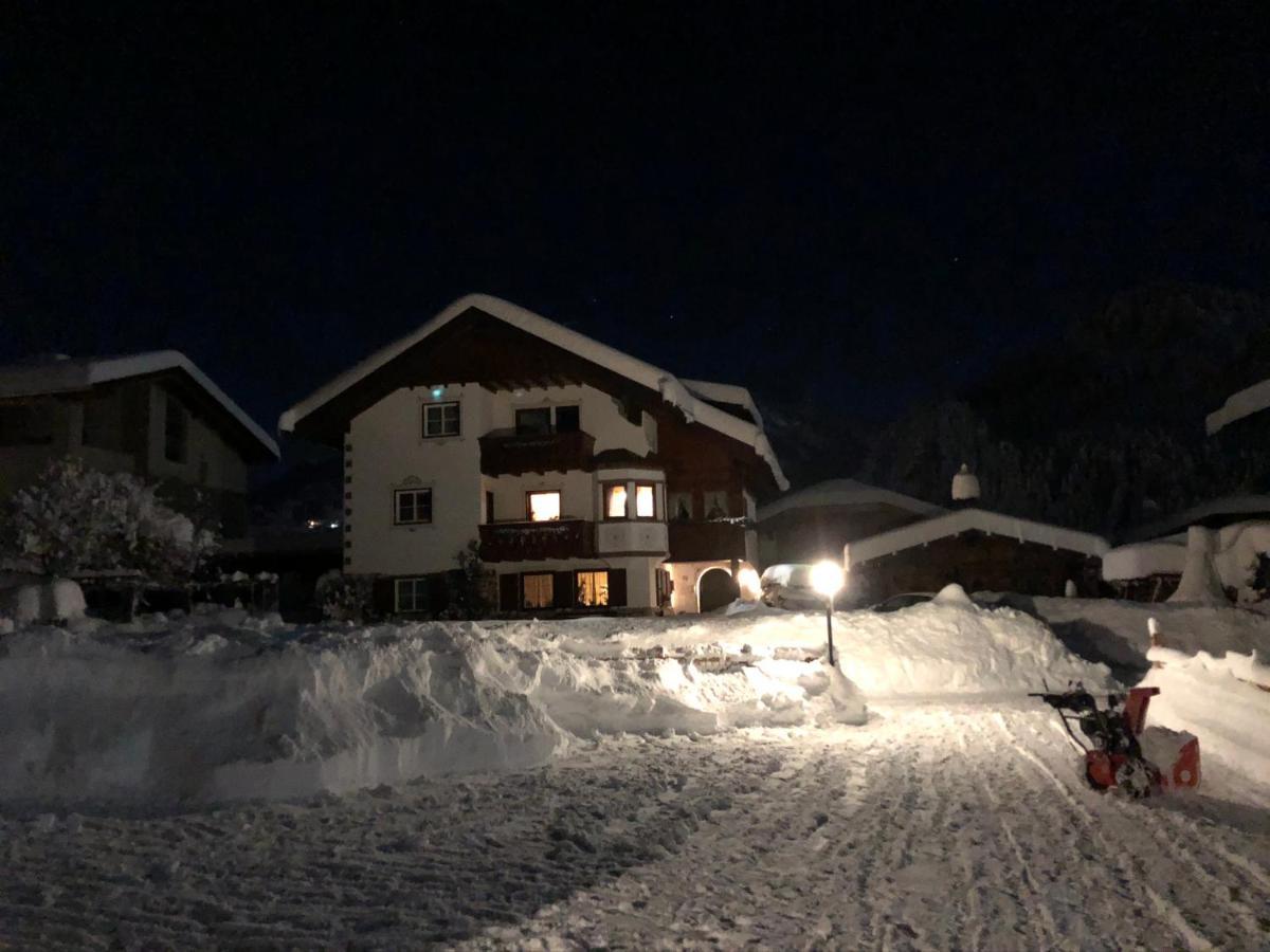 Appartamenti Hacoli Selva di Val Gardena Exterior photo